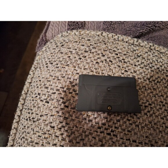 Nintendo Game Boy Advance Game: Yoshi's Island: Super Mario Advance 3 - GBA - Picture 2 of 3